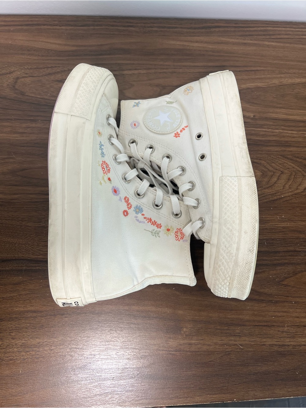 Converse Wmns Chuck Taylor All Star Lift Platform 'Embroidered Floral - Picture 6 of 8